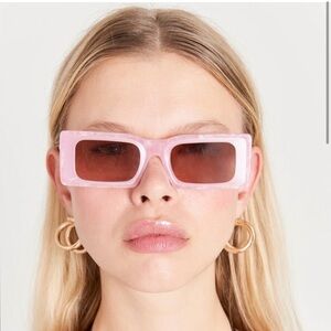 Cult Gaia Hera Sunglasses in Pink